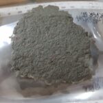 Warsztaty papieru czerpanego w MBP w Węgrowie, 24.05.2024 r.
